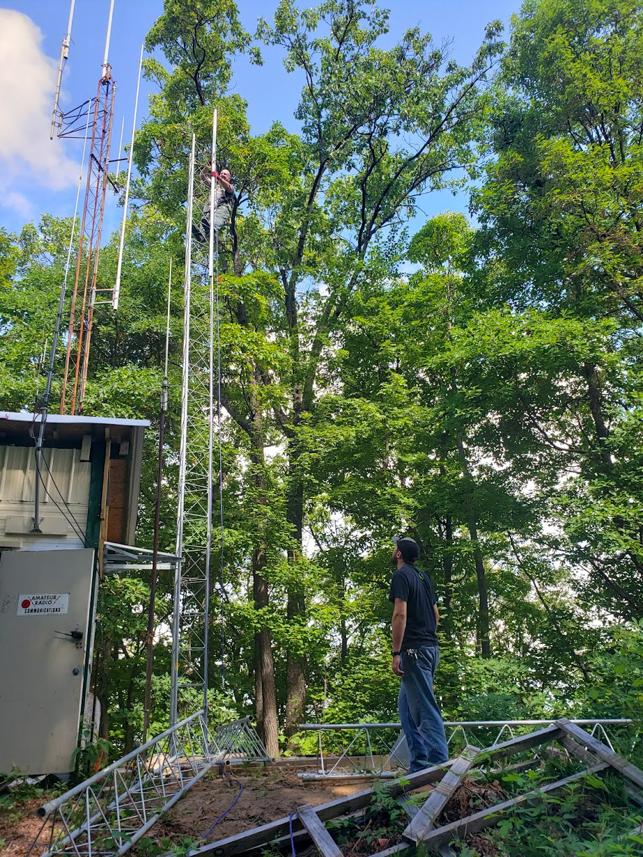 Installing the new tower 2022